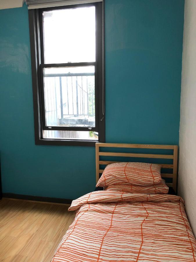 South Yarra Hostel Мелбърн Екстериор снимка