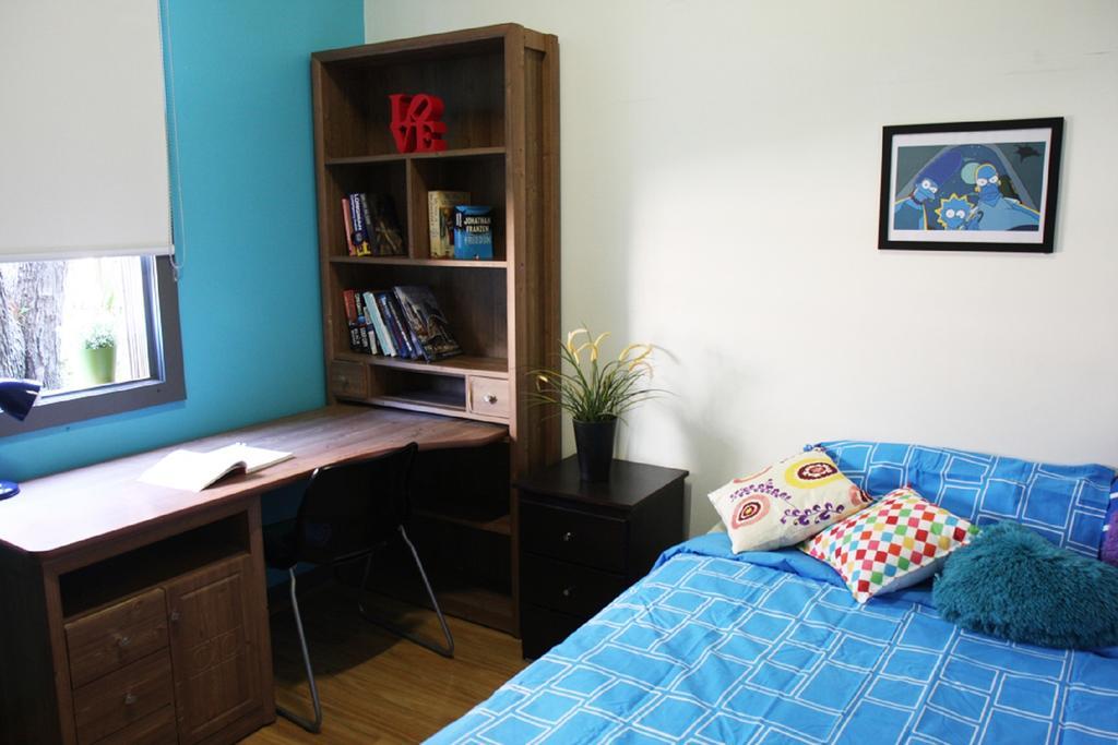 South Yarra Hostel Мелбърн Екстериор снимка