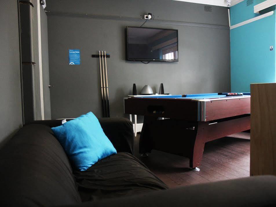 South Yarra Hostel Мелбърн Екстериор снимка