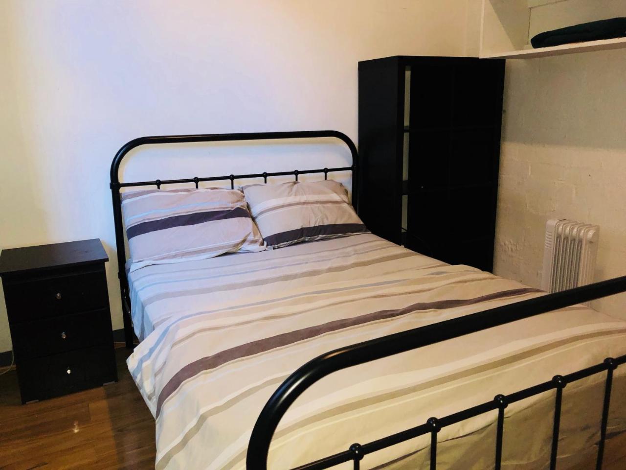 South Yarra Hostel Мелбърн Екстериор снимка